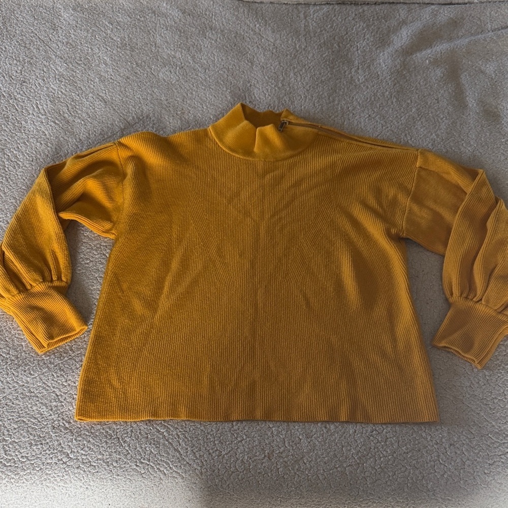 Karl Lagerfeld Mustard Yellow Turtleneck Sweater Large